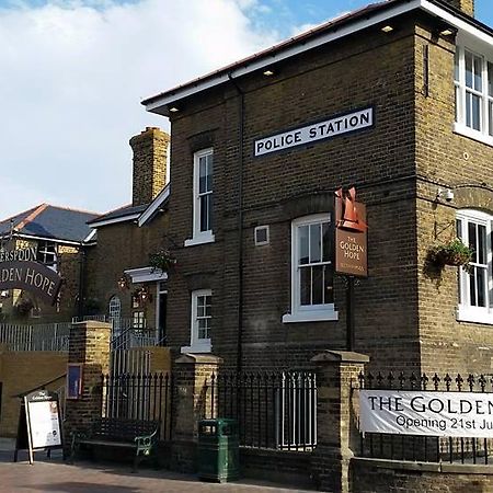 The Golden Hope Wetherspoon Sittingbourne Exterior foto
